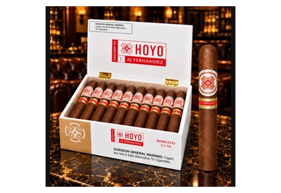 Hoyo La Amistad Gold Robusto vs. Excalibur Epicure English Claro