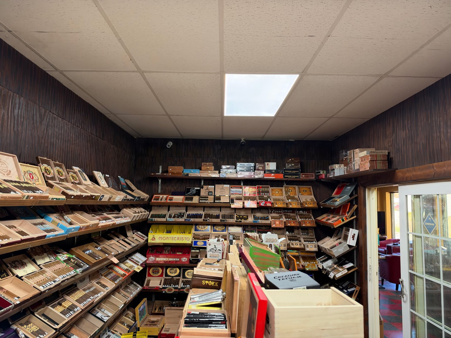 Humidor
